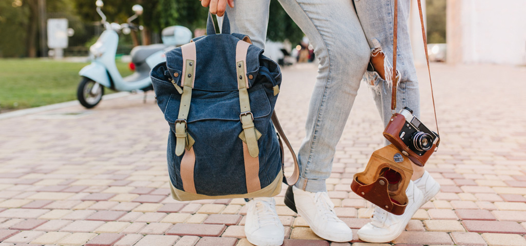 Top-10-Cool-Ways-to-Wear-Your-Jeans-This-Spring